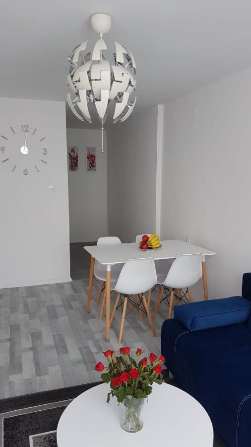 Апартаменты Apartament Колобжег Экстерьер фото